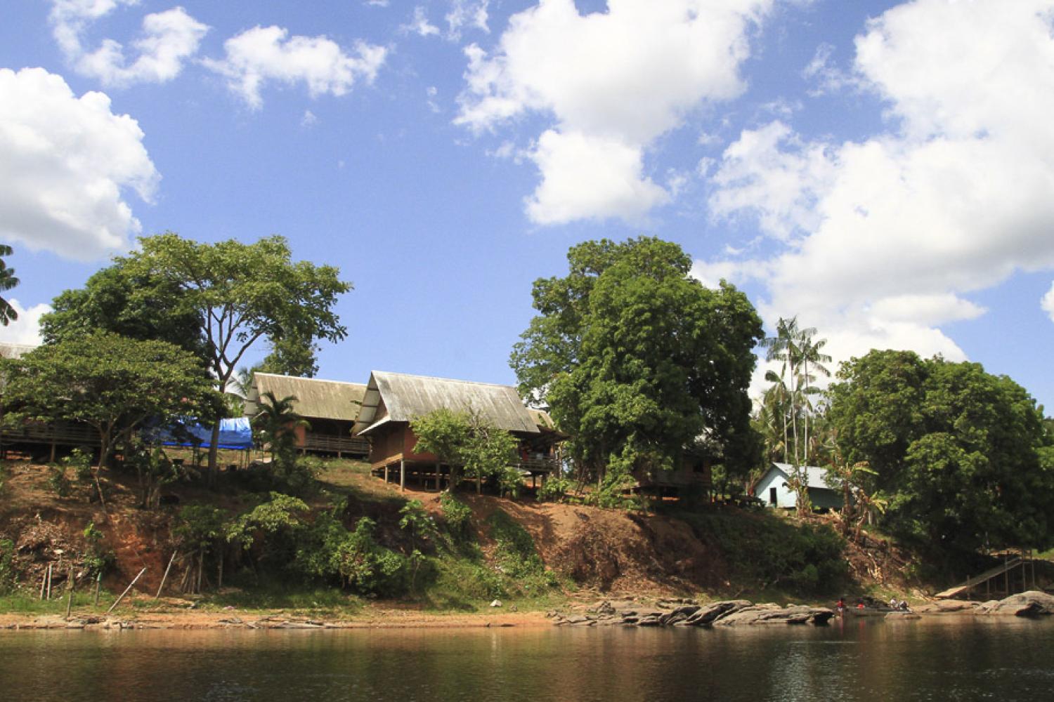 village_zidock_roger_oyapock_salomon_2012.jpg